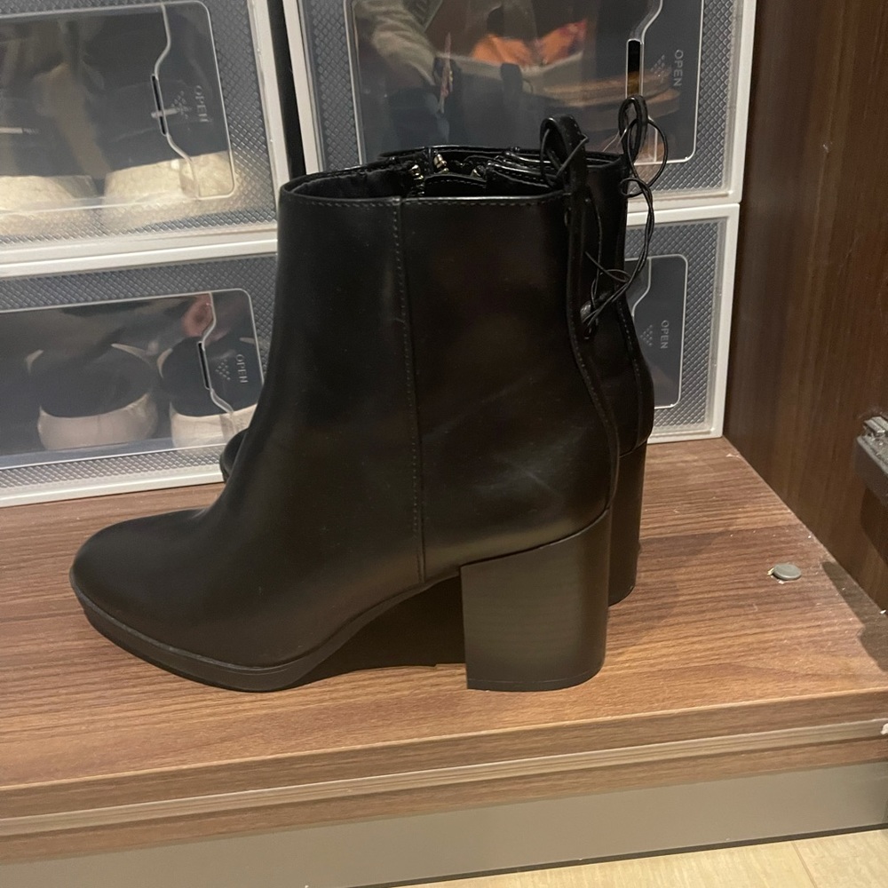 HM Geniune Leather Chelsea Boot - Brand New